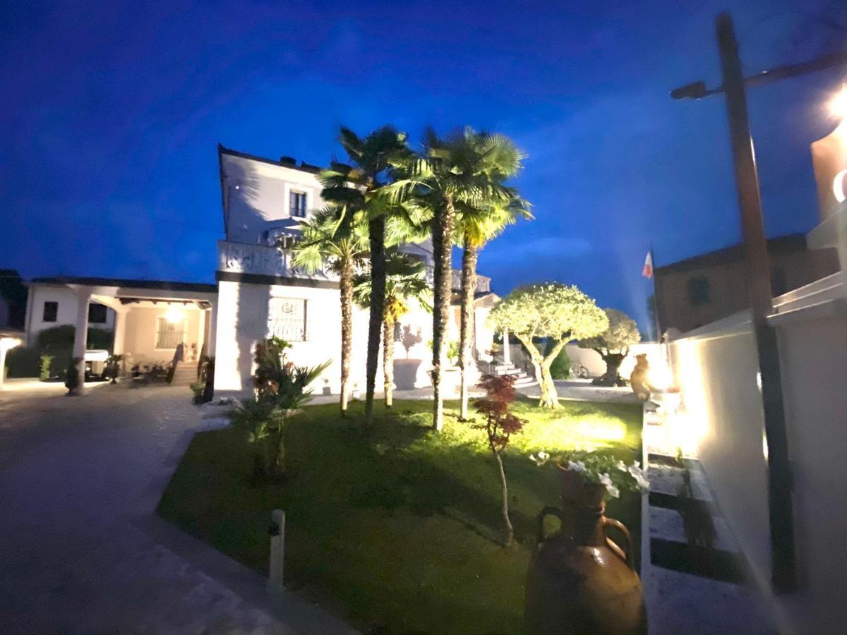B&B Stazione Don Camillo Brescello Exterior foto